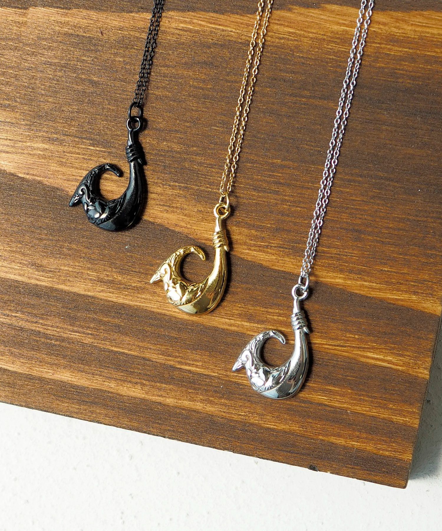 Hook Necklace【Lino*Makana】