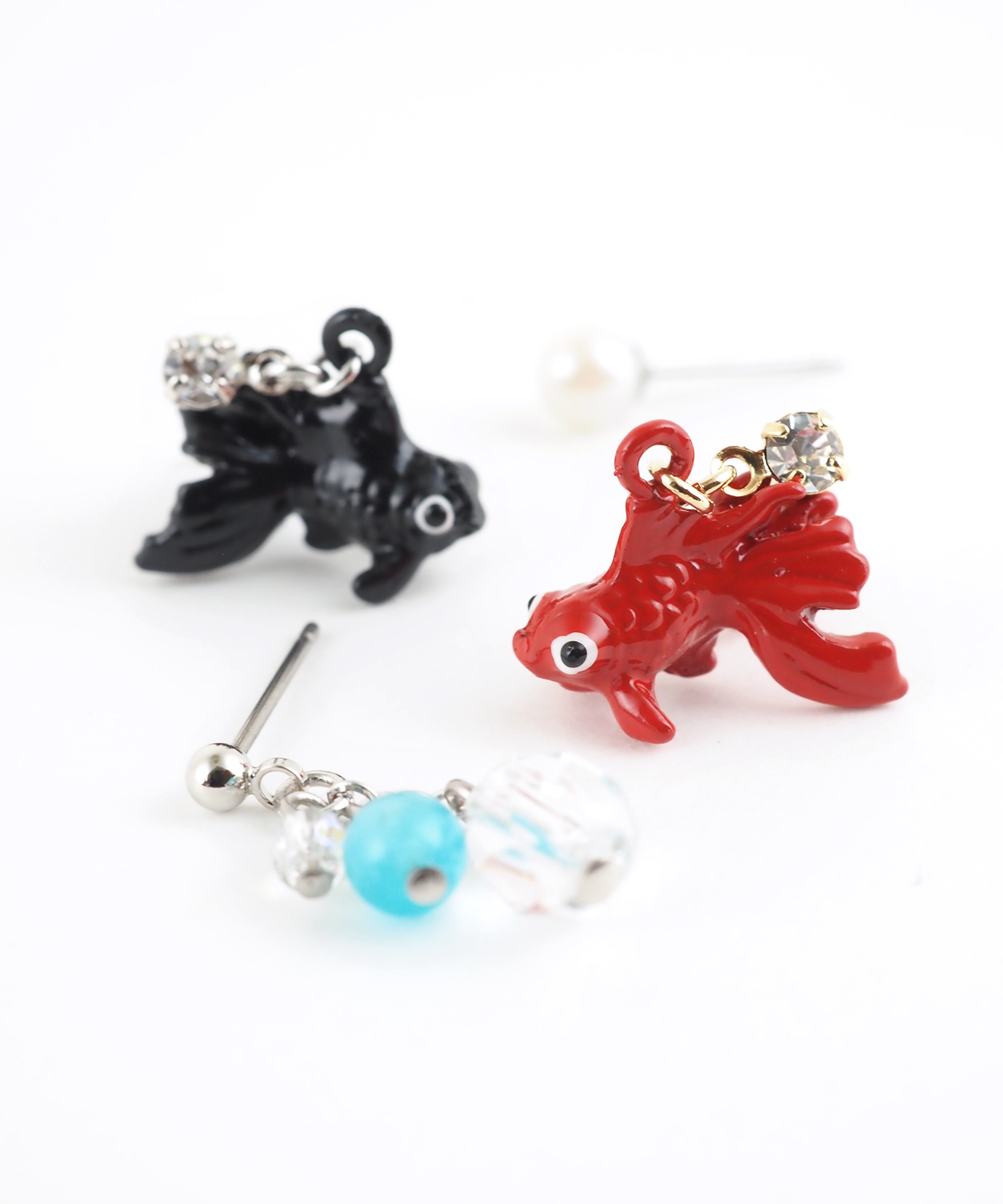 金魚チタンポストセットピアス