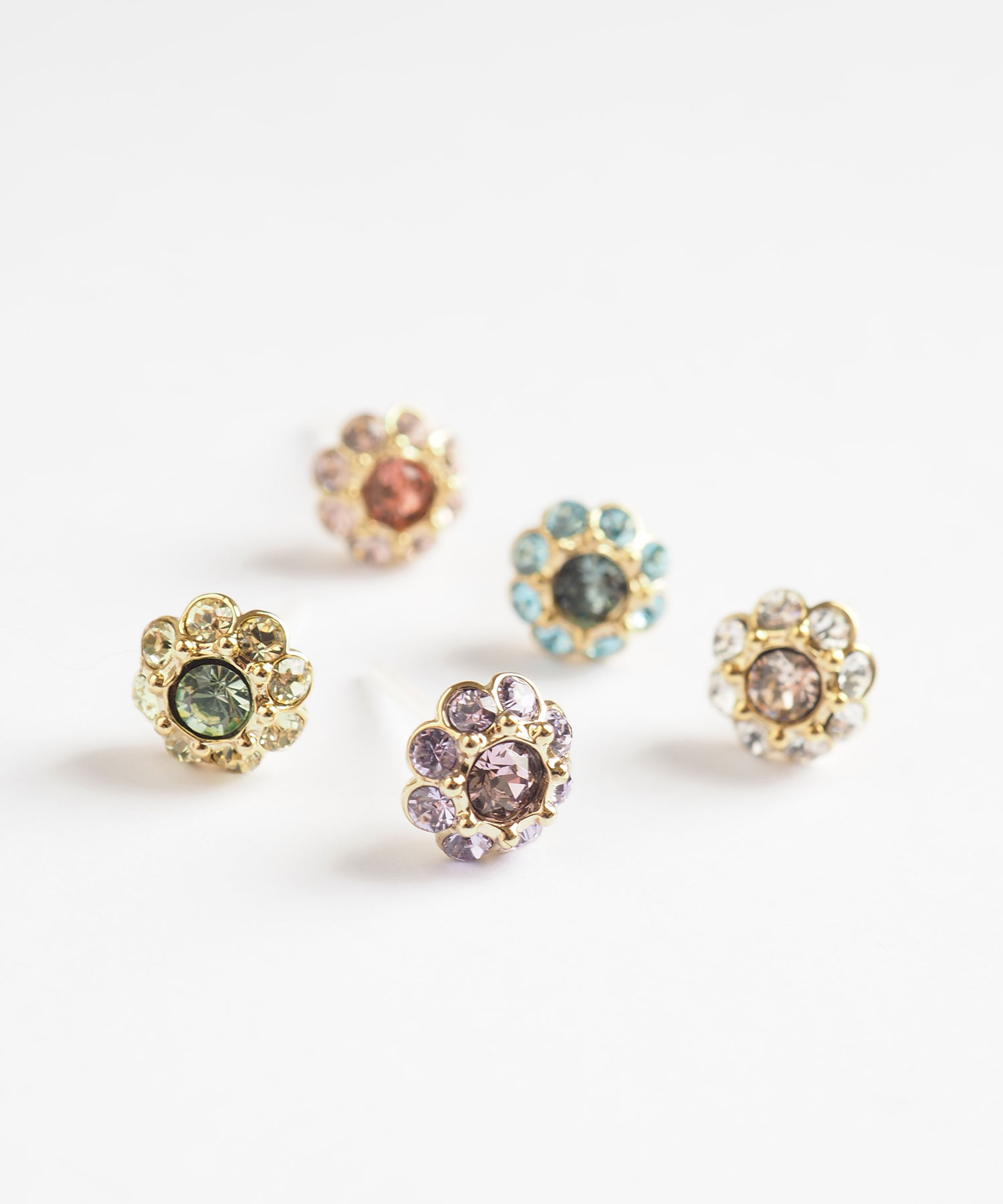 カラーストーンアセンブリセラミックポストピアス