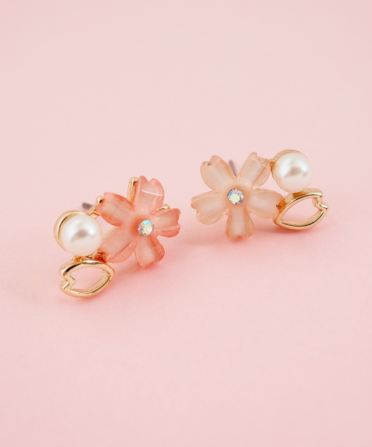 サクラパールチタンポストピアス