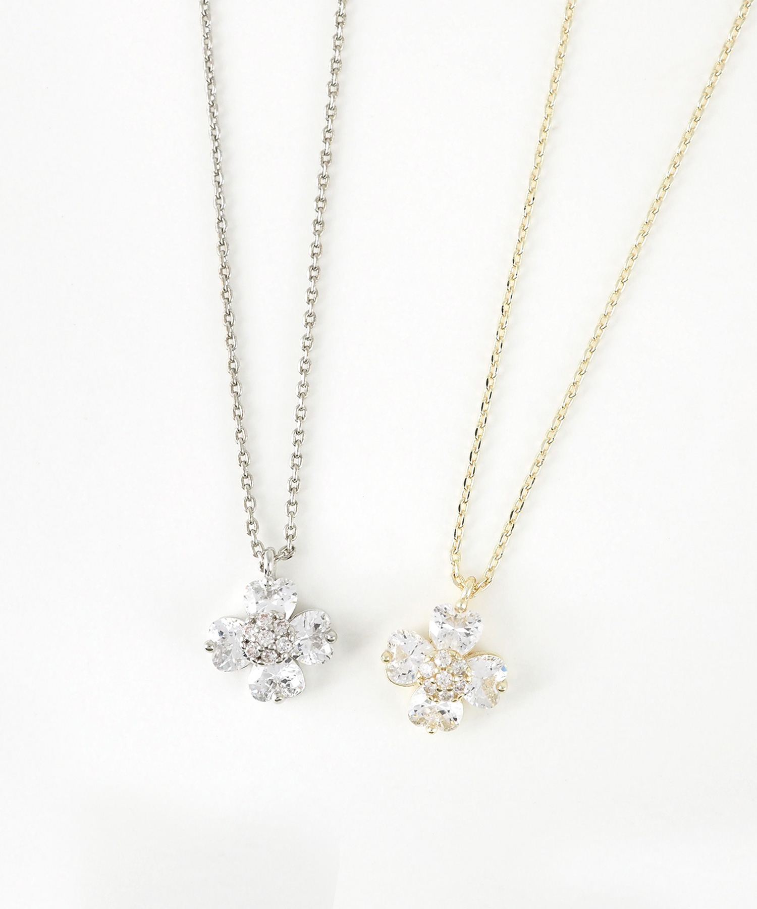 クローバーキュービックネックレス