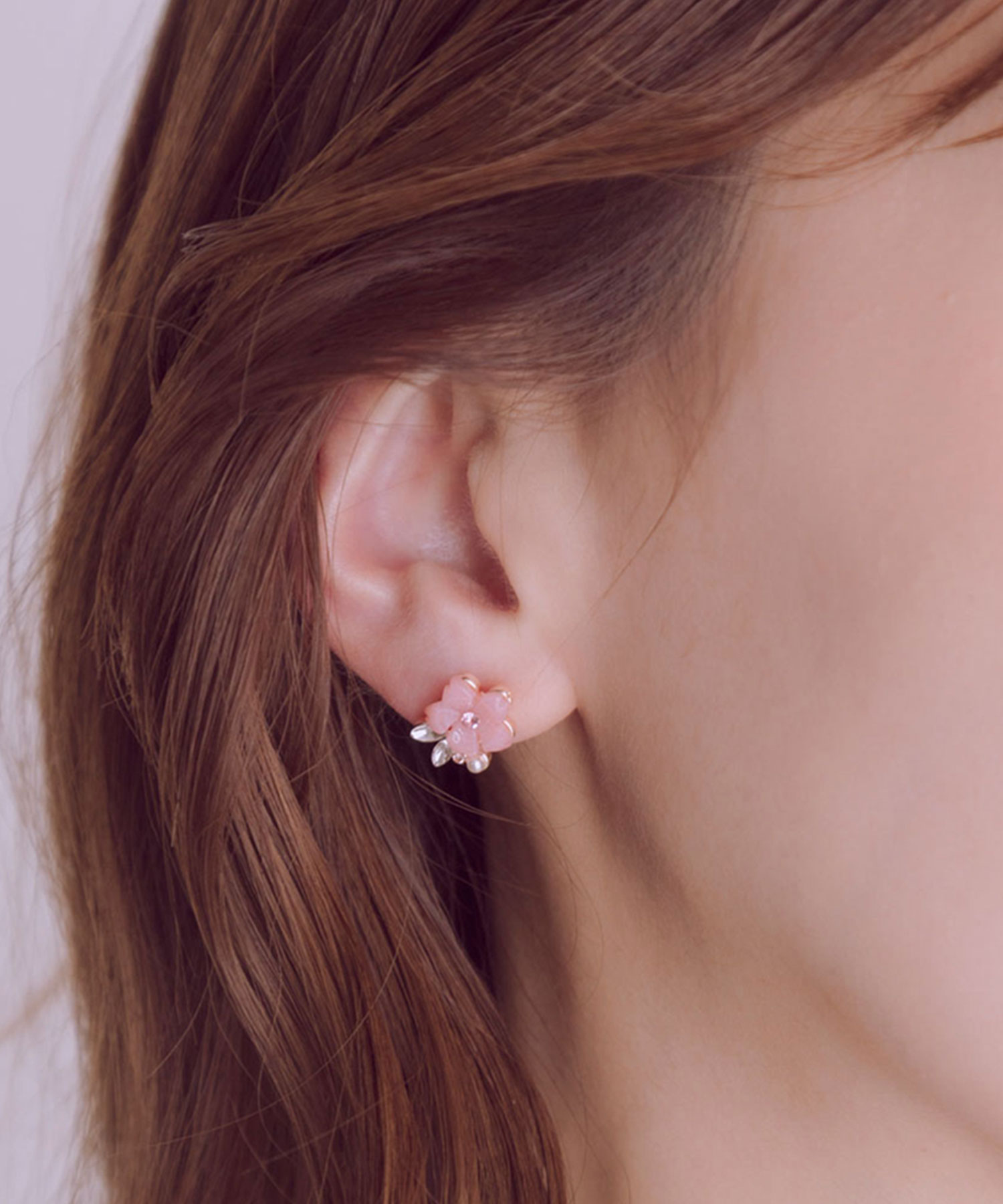 サクラドロップチタンポストピアス