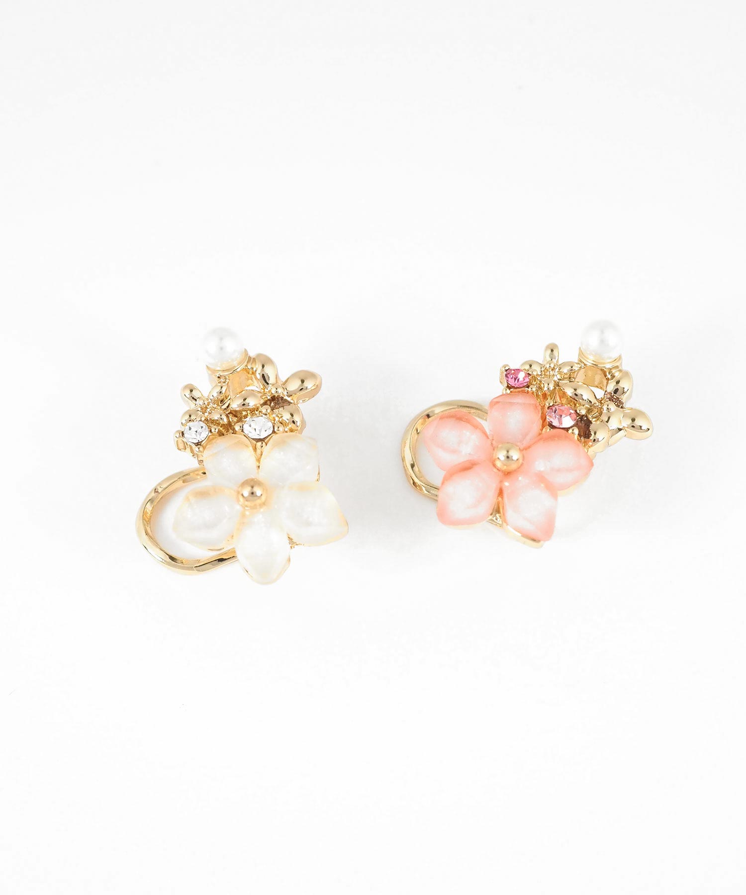 フラワーブーケイヤーカフ