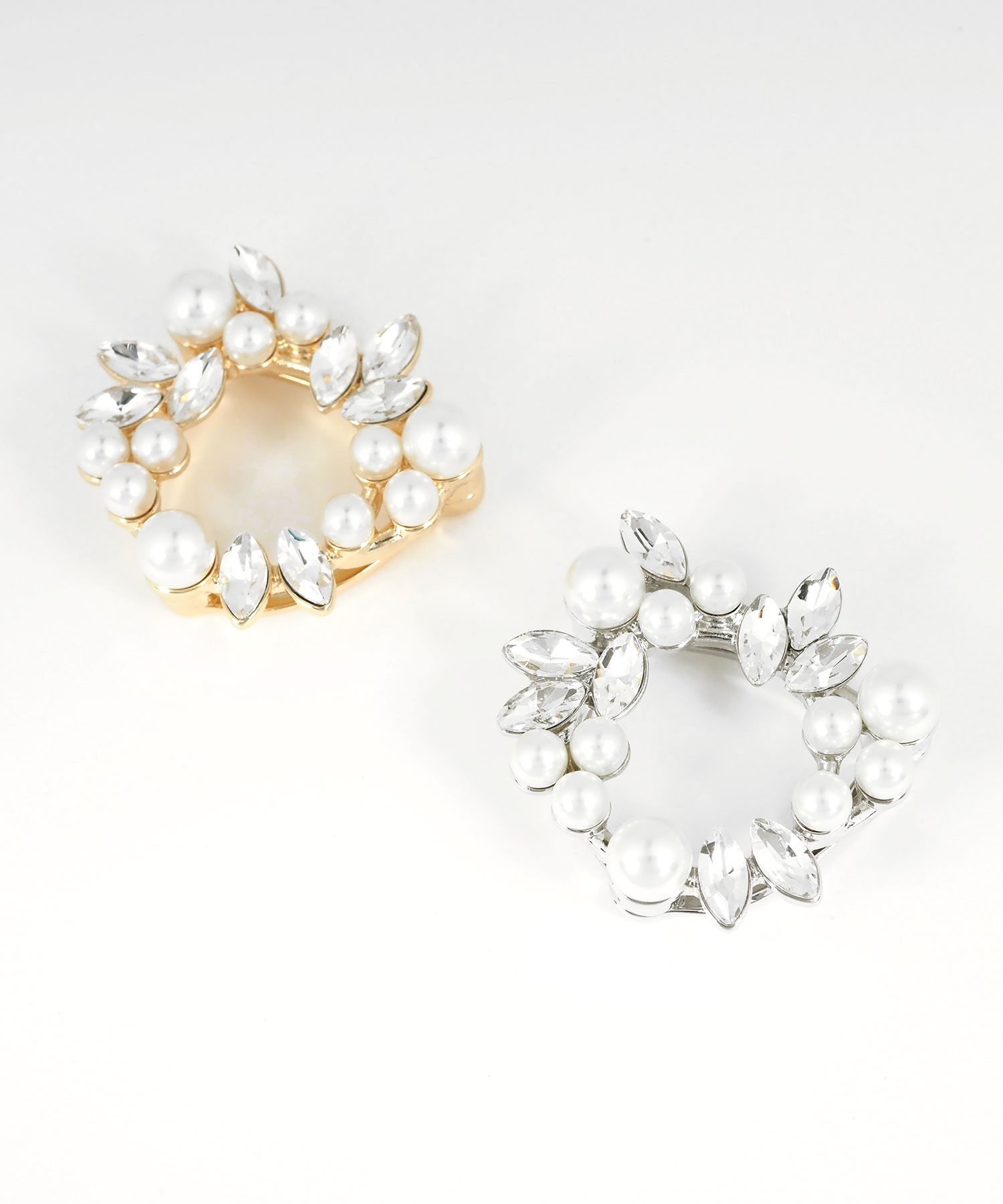 パールリースマグネットブローチ