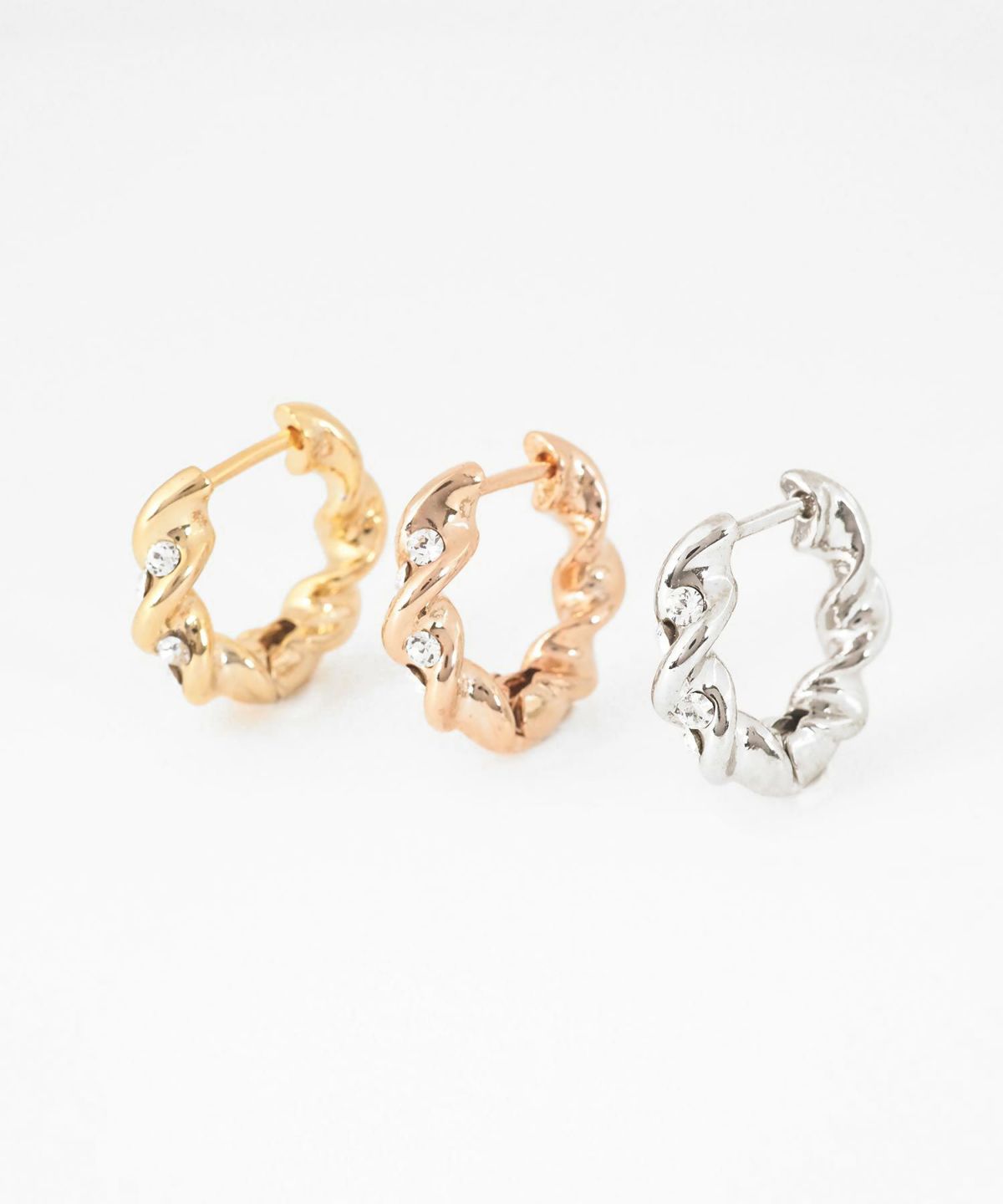 ツイストストーンスプリングフープピアス