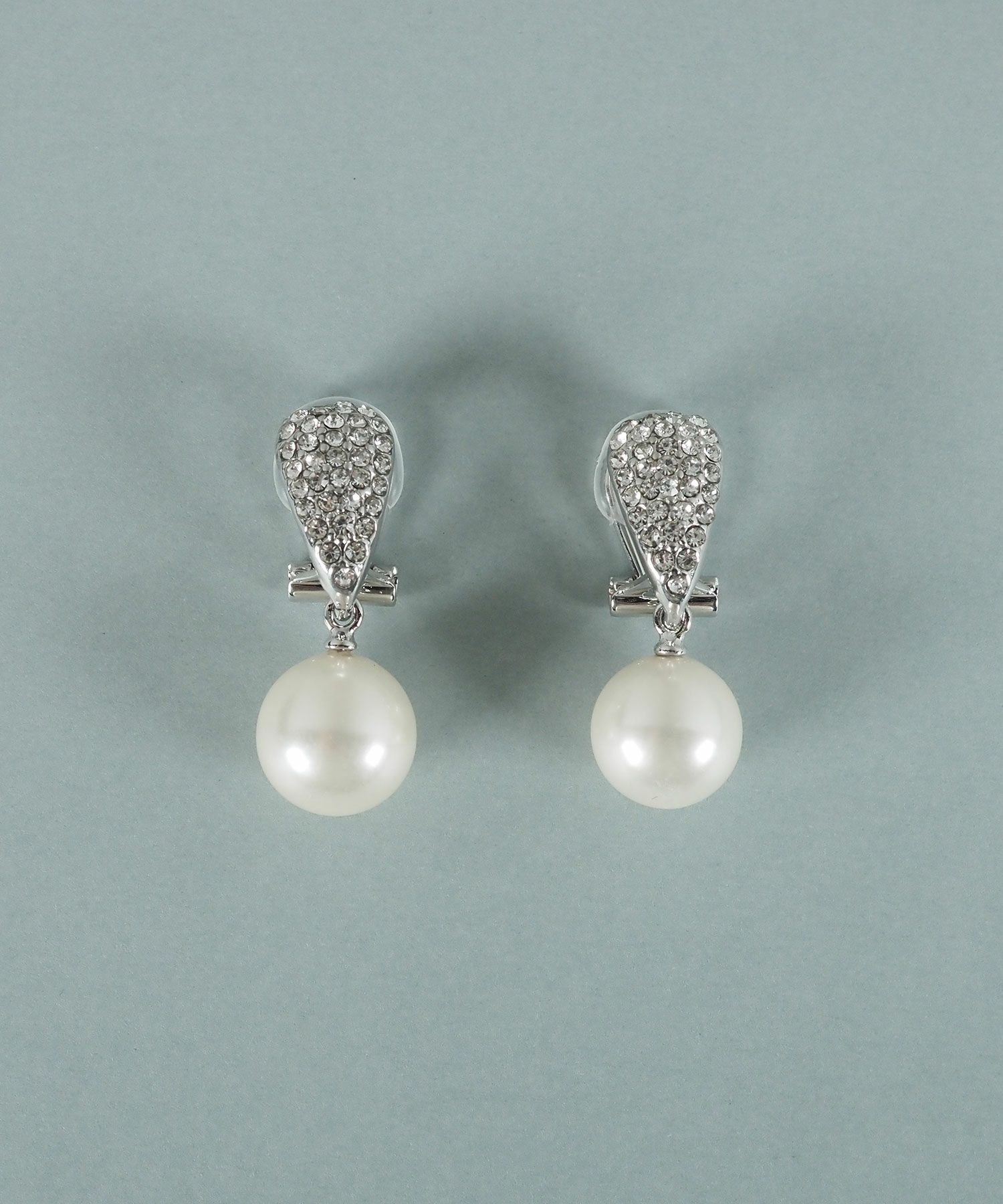 貝パールリーフパヴェイヤリング【JUNO PREMIUM】