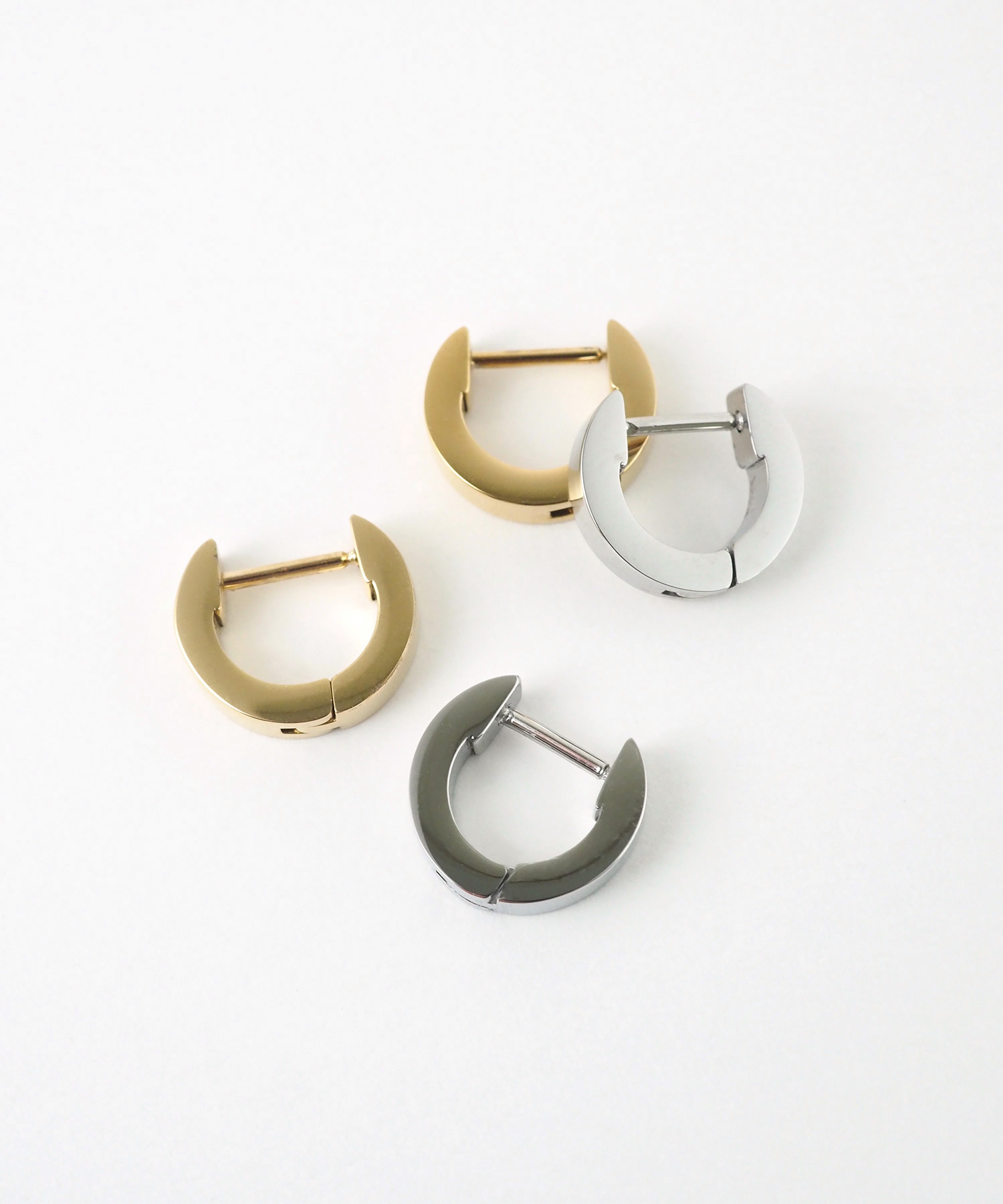 ラウンドワンタッチステンレスピアス【lucenzio】