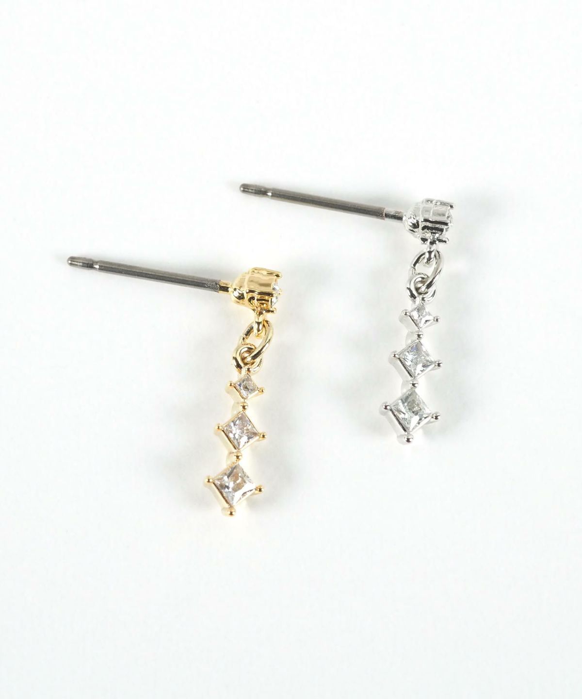 トリオビジューダイヤピアス【MUK petite charme】