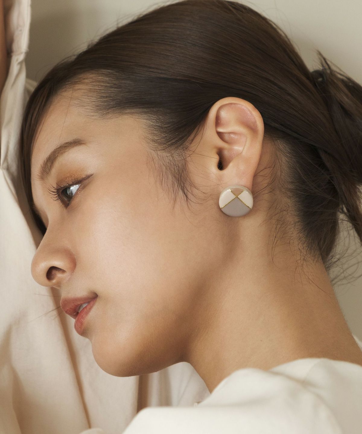 【MUK別注】美濃焼フレンチクラシカルペールグリッドチタンポストピアス【MIKELO】