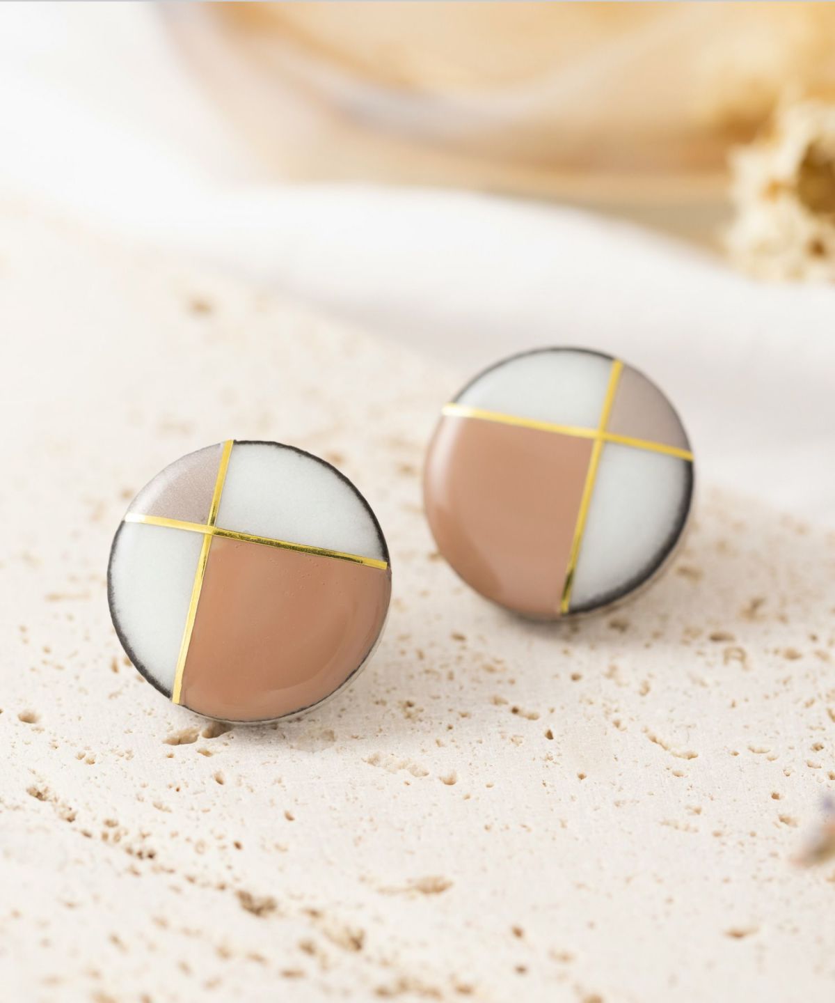 【MUK別注】美濃焼クラシックラインチタンポストピアス【MIKELO】