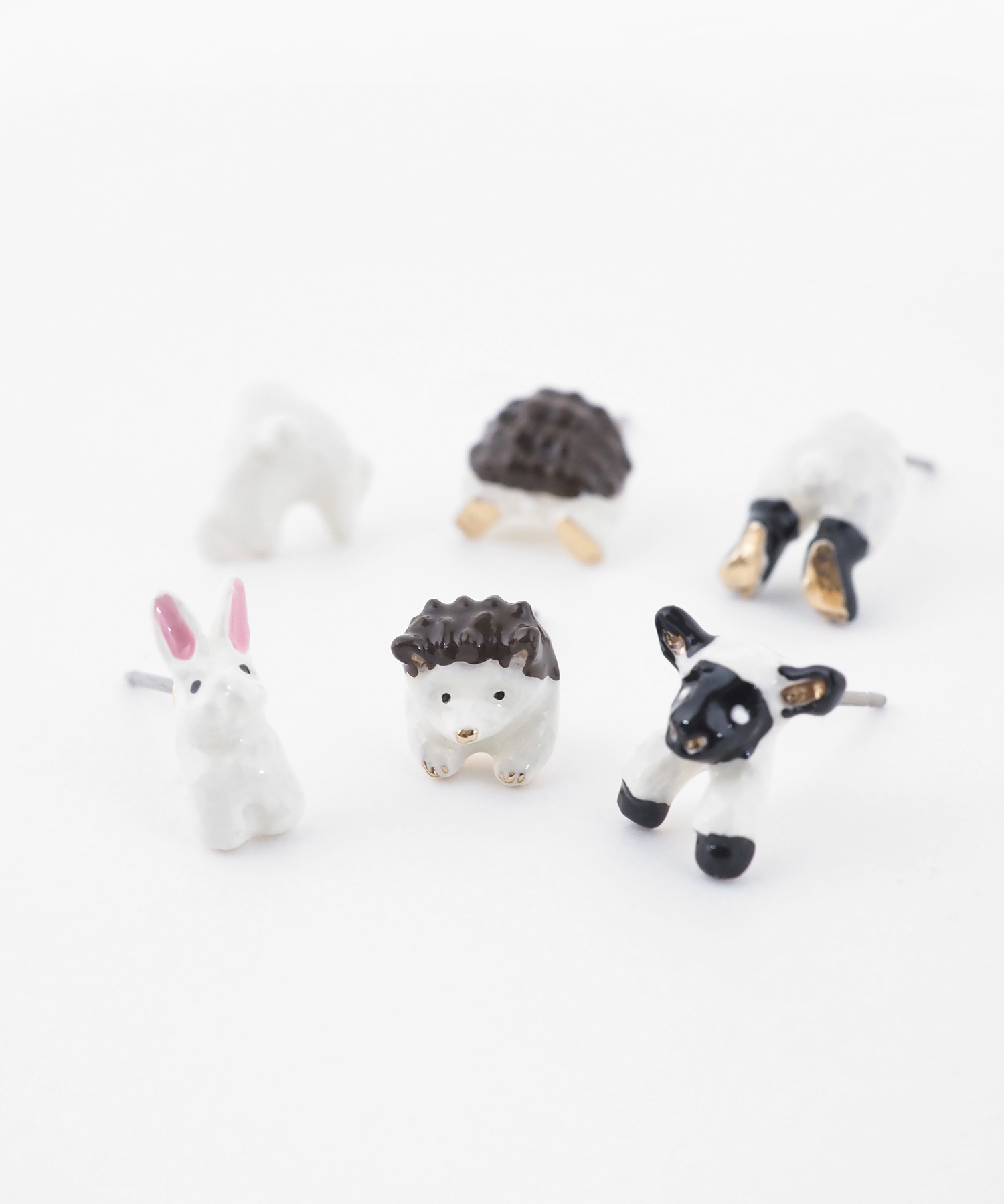 アニマルエポチタンポストピアス